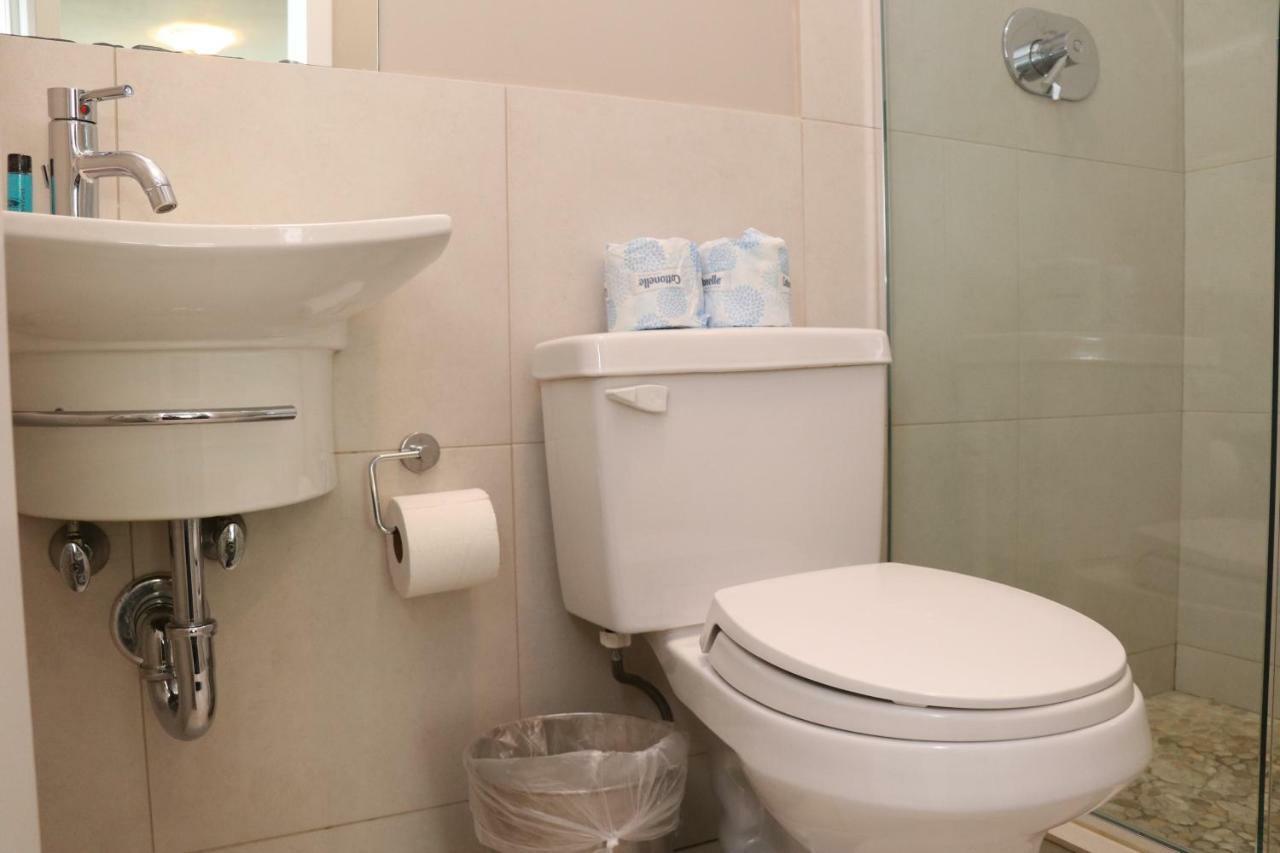Stylish Newbury Street Studio, #11 Бостон Экстерьер фото